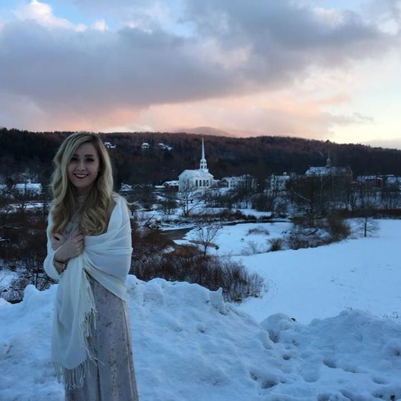 Meet your Posher, Abby - Picture 1 of 1